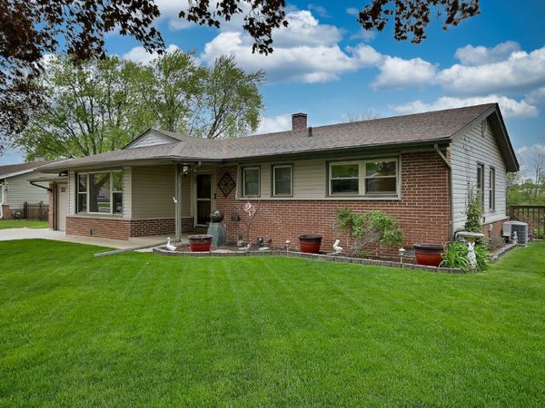 799 Brantwood Avenue , Elk Grove Village, IL 60007