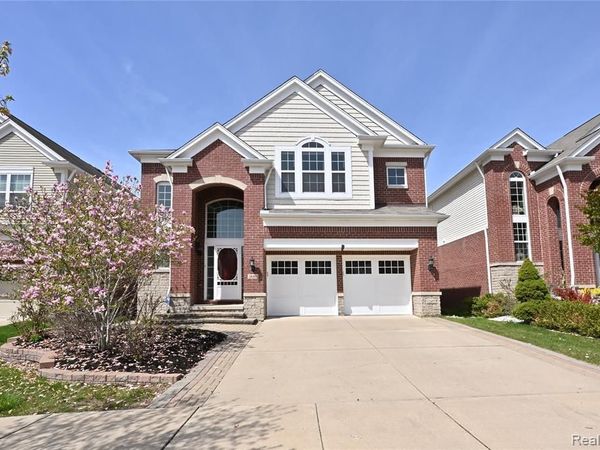28381 Clymer Drive, Novi, MI 48377