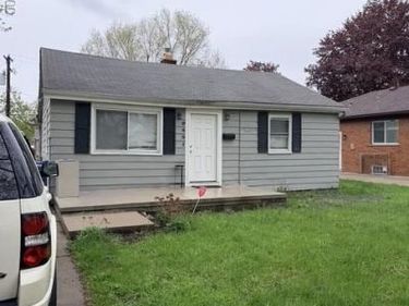 6431 Centralia Street, Dearborn Heights, MI 48127