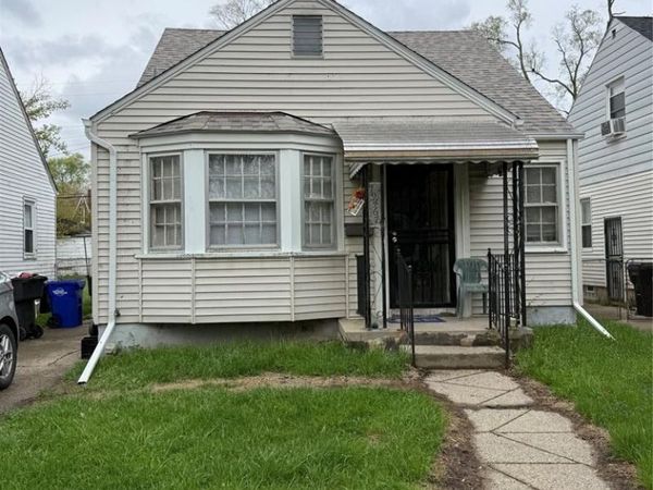 19467 Mansfield Street, Detroit, MI 48235