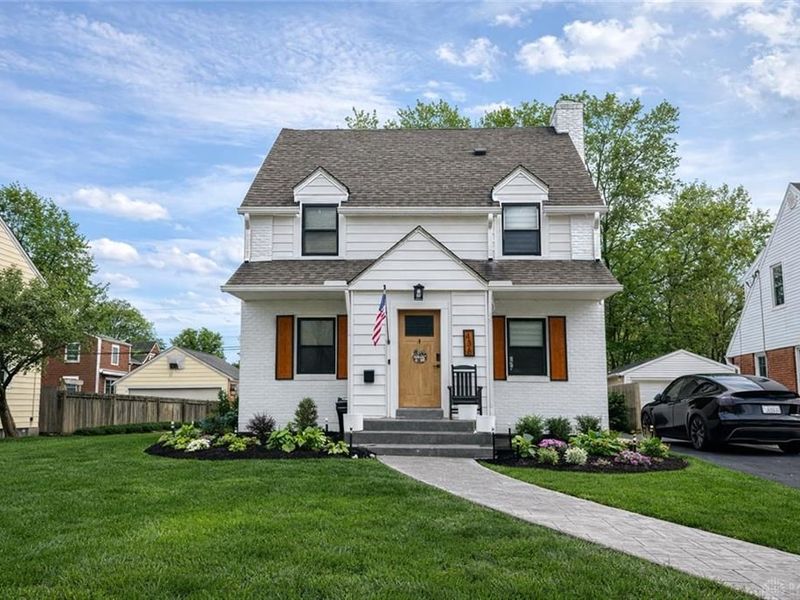 436 East Drive, Oakwood, OH 45419 Photo 1