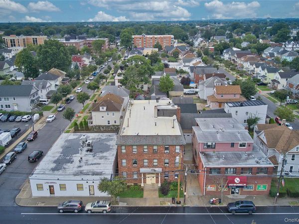 203 Willis Avenue , Mineola, NY 11501