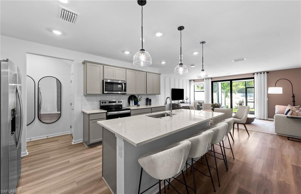 27896 Radiant Ct , Bonita Springs, FL 34135 Photo
