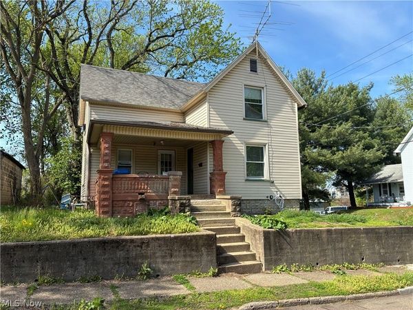 404 Pike Avenue SW, Massillon, OH 44647