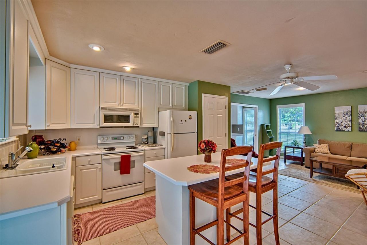 10912 SW 17th Lane, Gainesville, FL 32607 Photo
