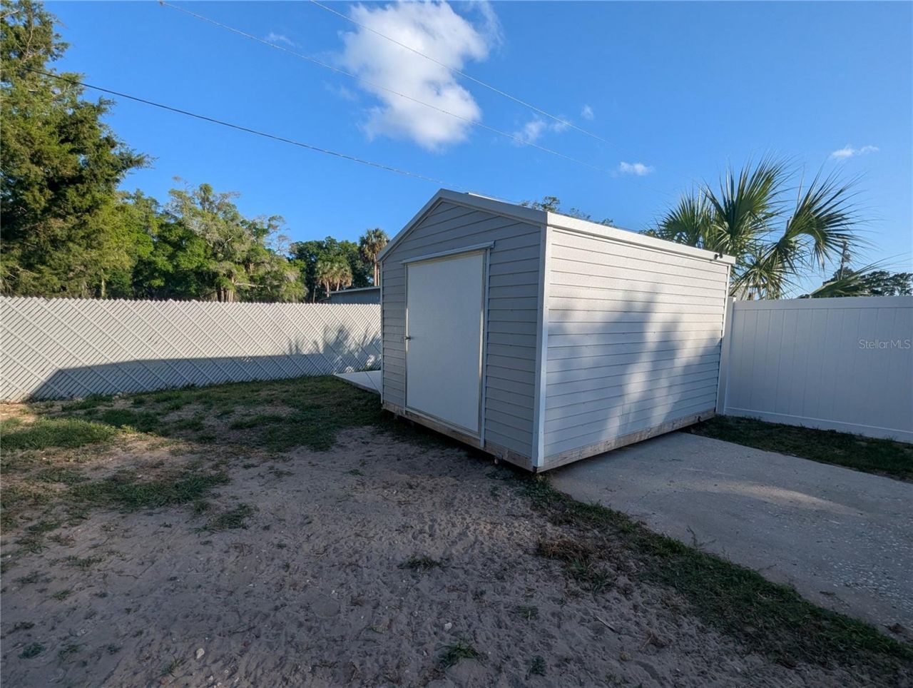 97 Risher Avenue , Inglis, FL 34449 Photo