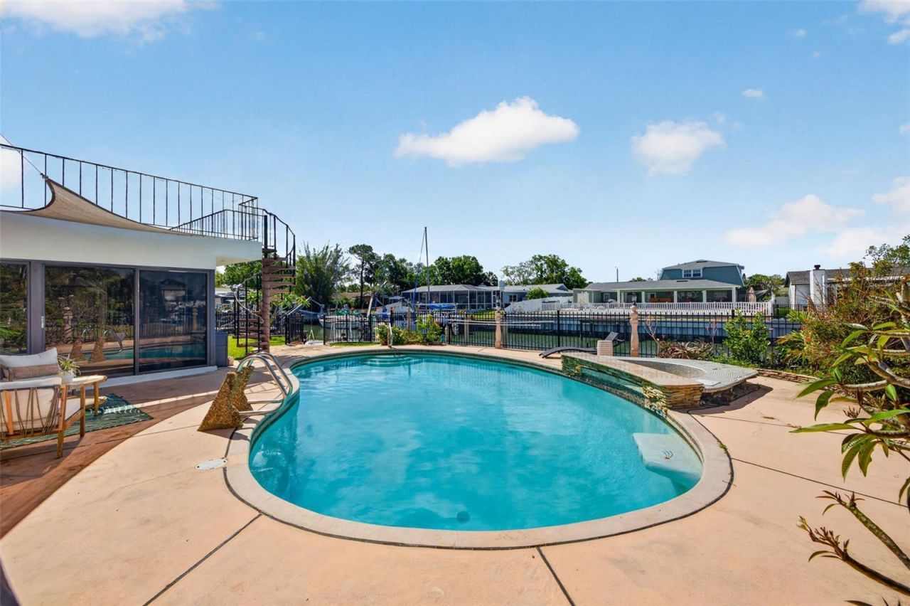 8450 Flagstone Drive, Tampa, FL 33615 Photo
