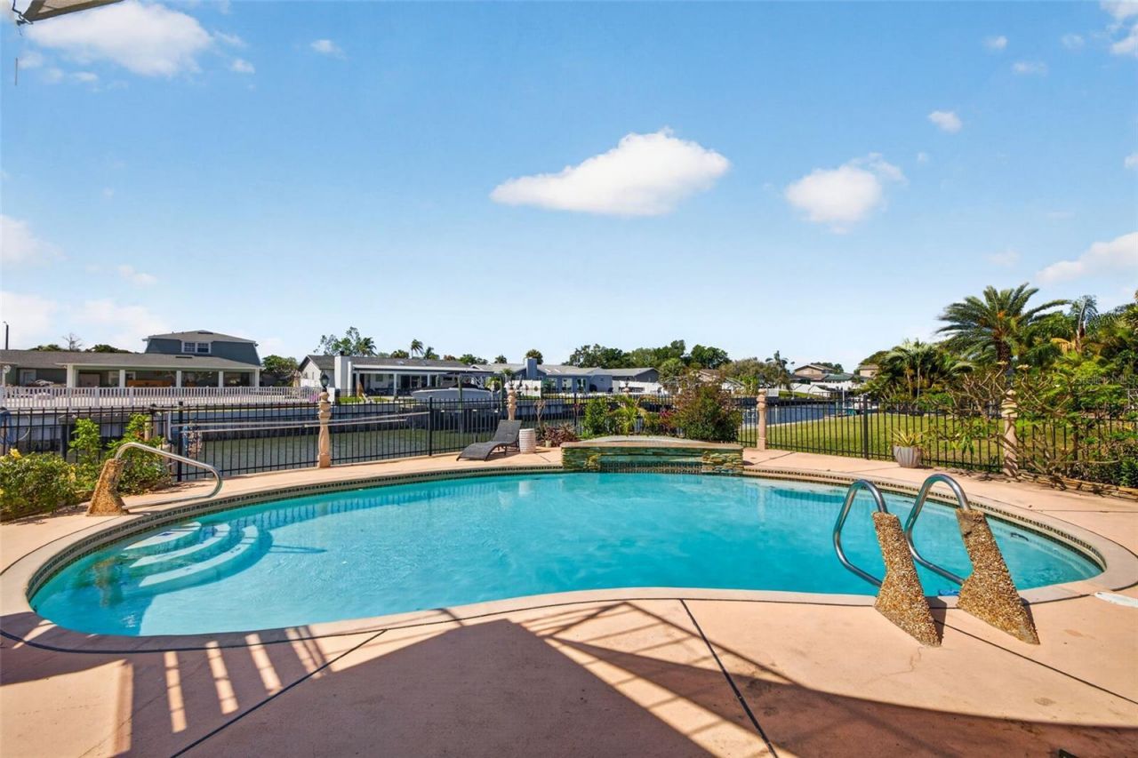 8450 Flagstone Drive, Tampa, FL 33615 Photo