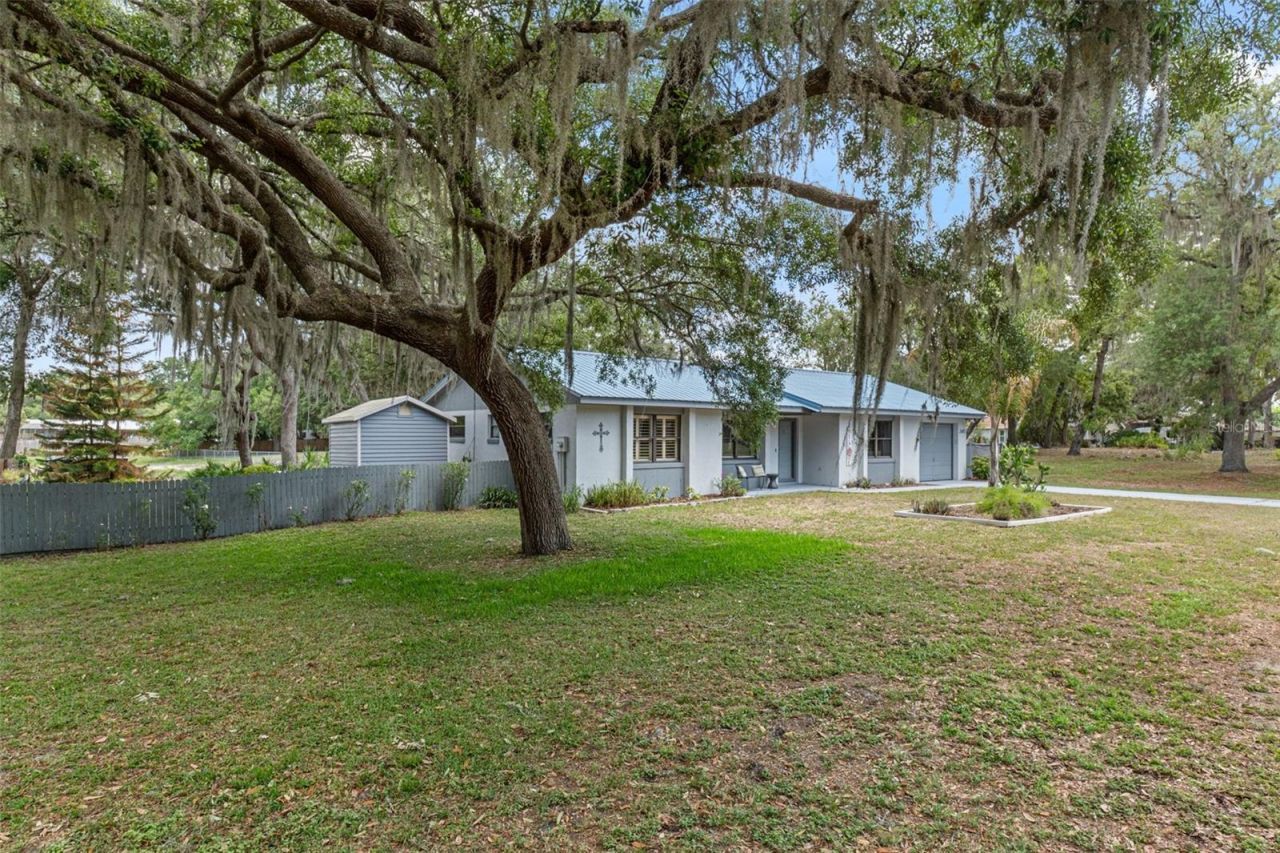 2481 S Summerwood Point, Inverness, FL 34450 Photo