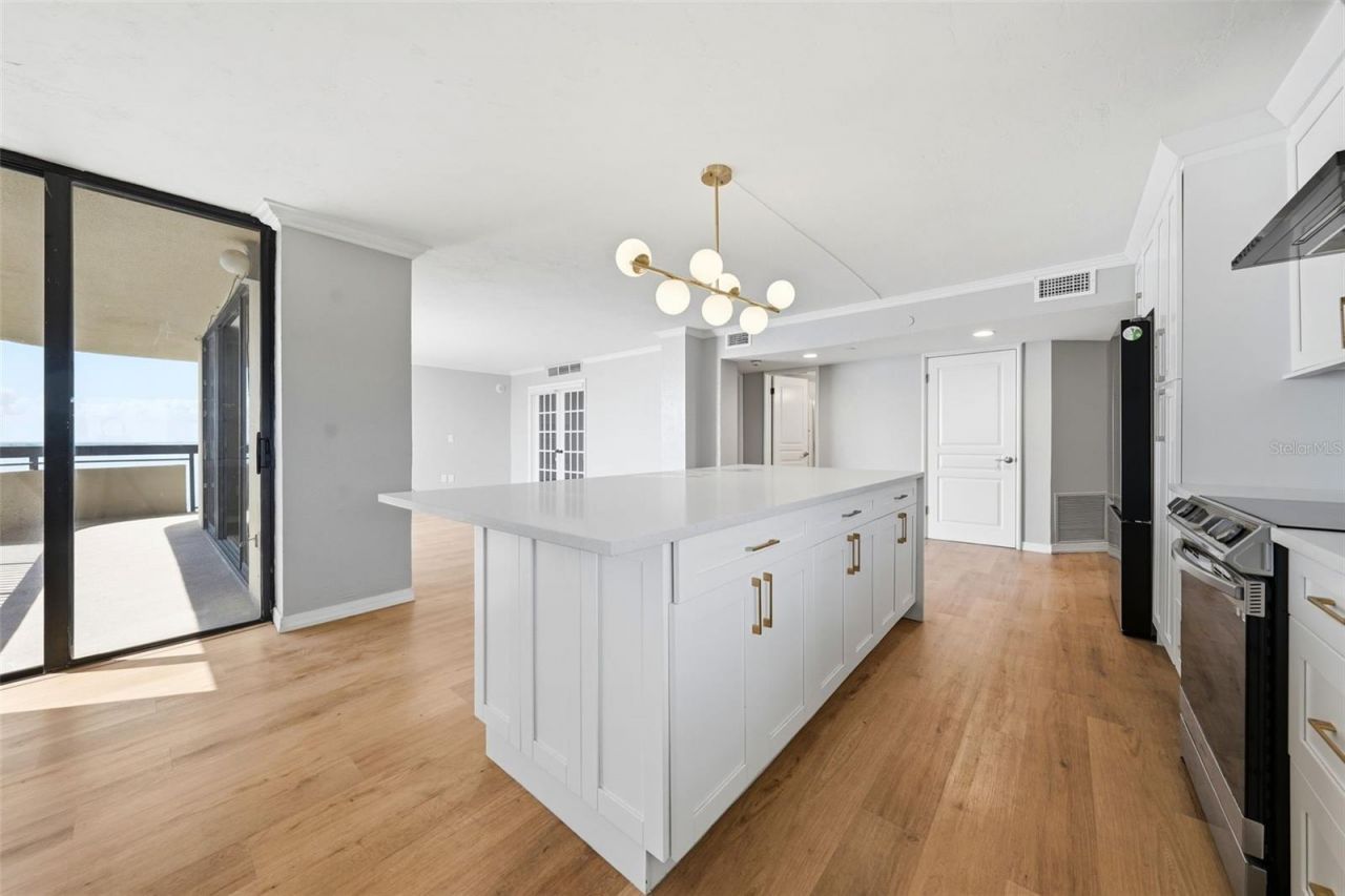 2413 Bayshore Boulevard, Unit 2001, Tampa, FL 33629 Photo