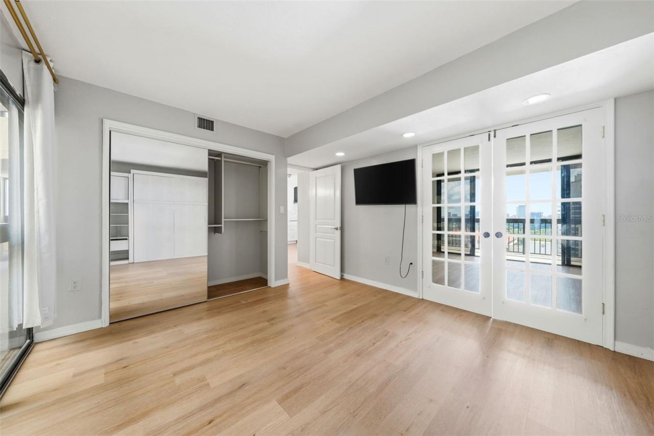 2413 Bayshore Boulevard, Unit 2001, Tampa, FL 33629 Photo