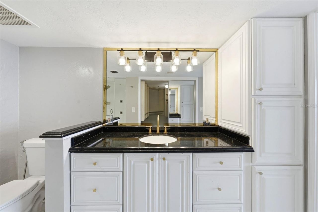 2413 Bayshore Boulevard, Unit 2001, Tampa, FL 33629 Photo