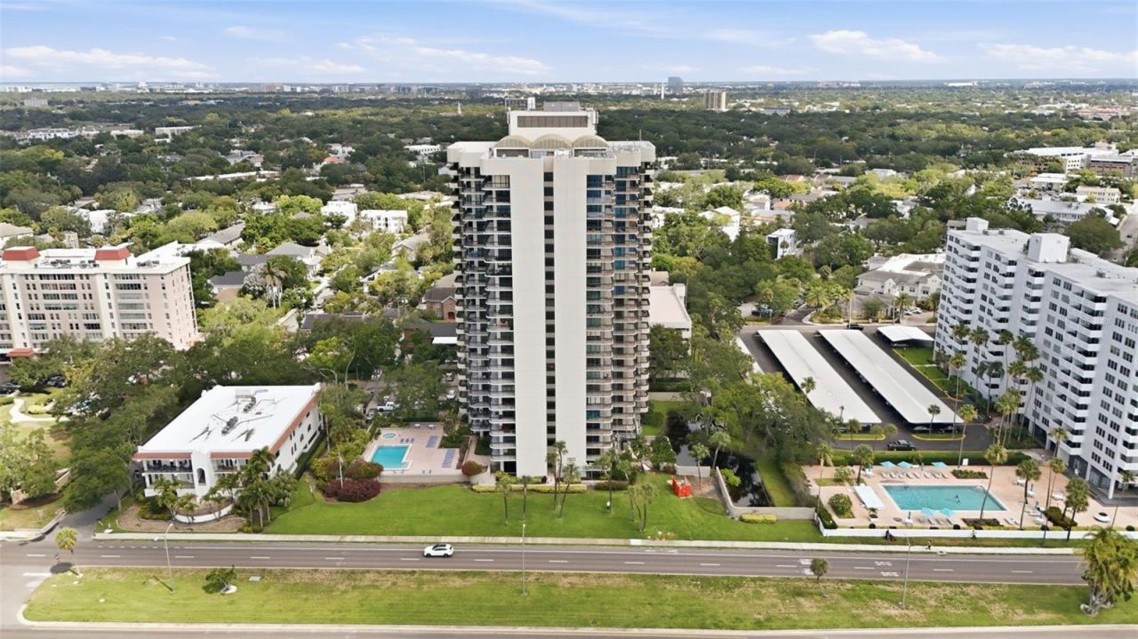 2413 Bayshore Boulevard, Unit 2001, Tampa, FL 33629 Photo
