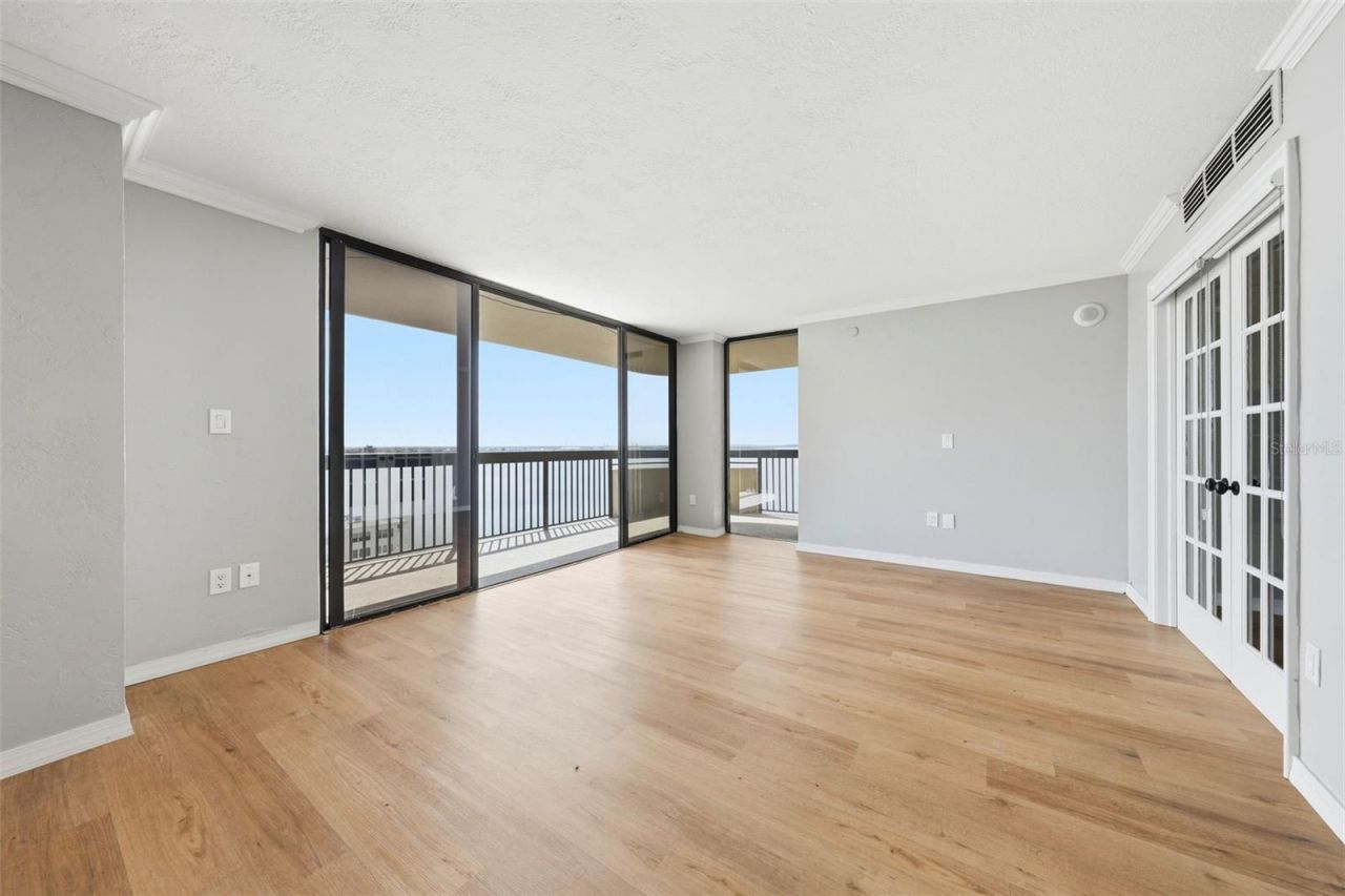 2413 Bayshore Boulevard, Unit 2001, Tampa, FL 33629 Photo