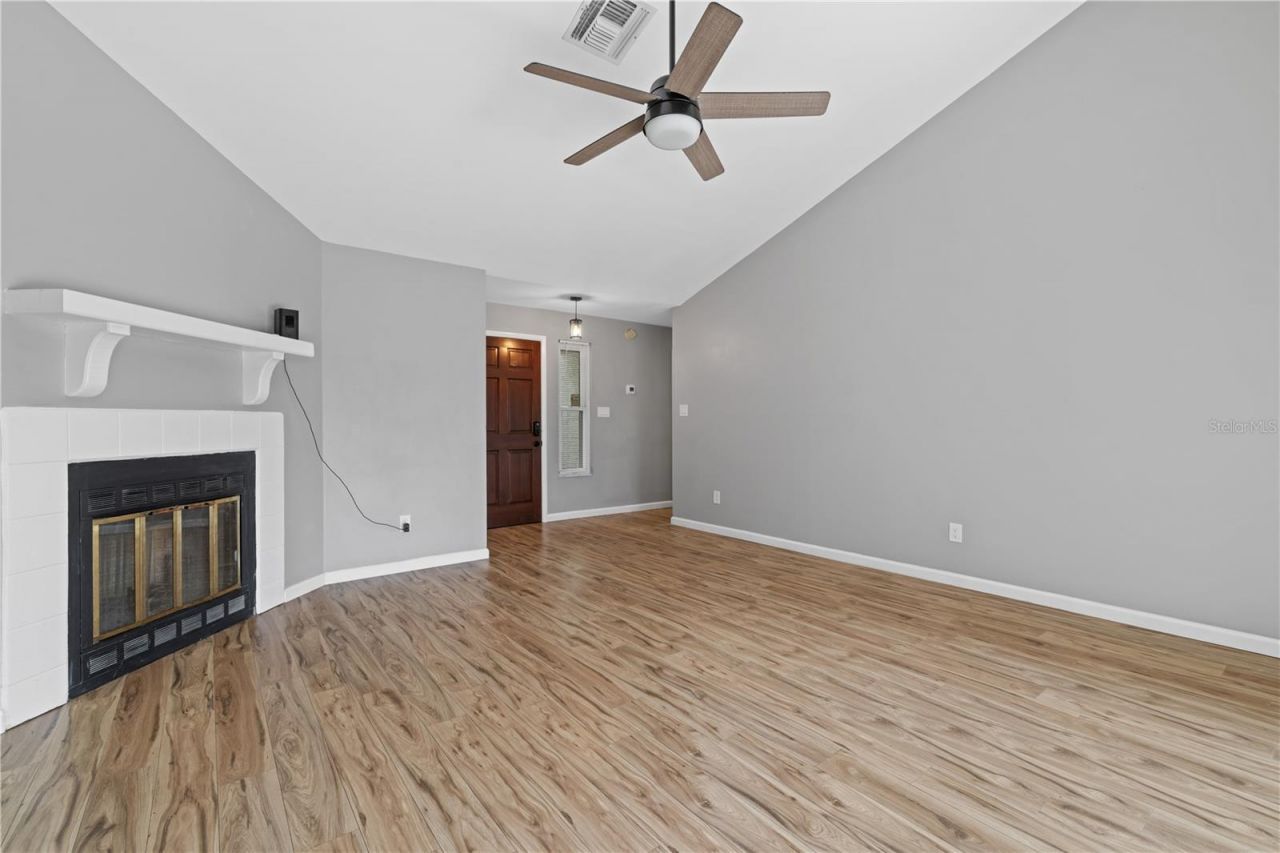 1049 Neely Street, Oviedo, FL 32765 Photo