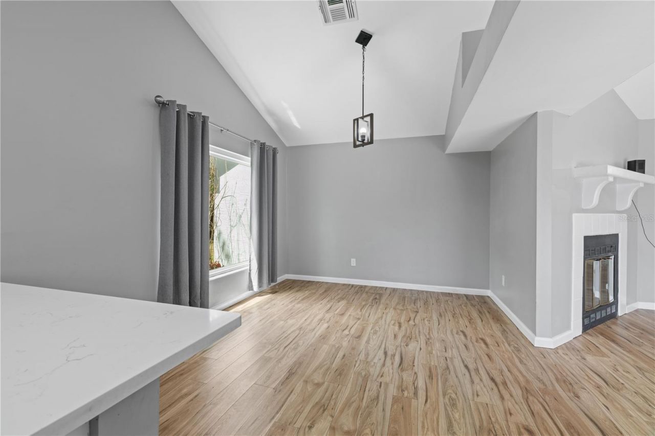 1049 Neely Street, Oviedo, FL 32765 Photo