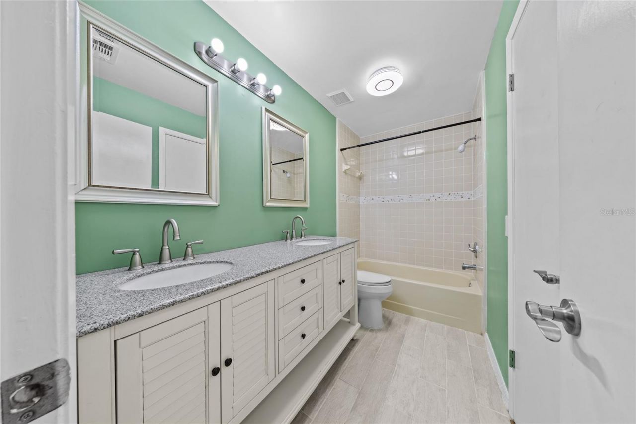 1049 Neely Street, Oviedo, FL 32765 Photo