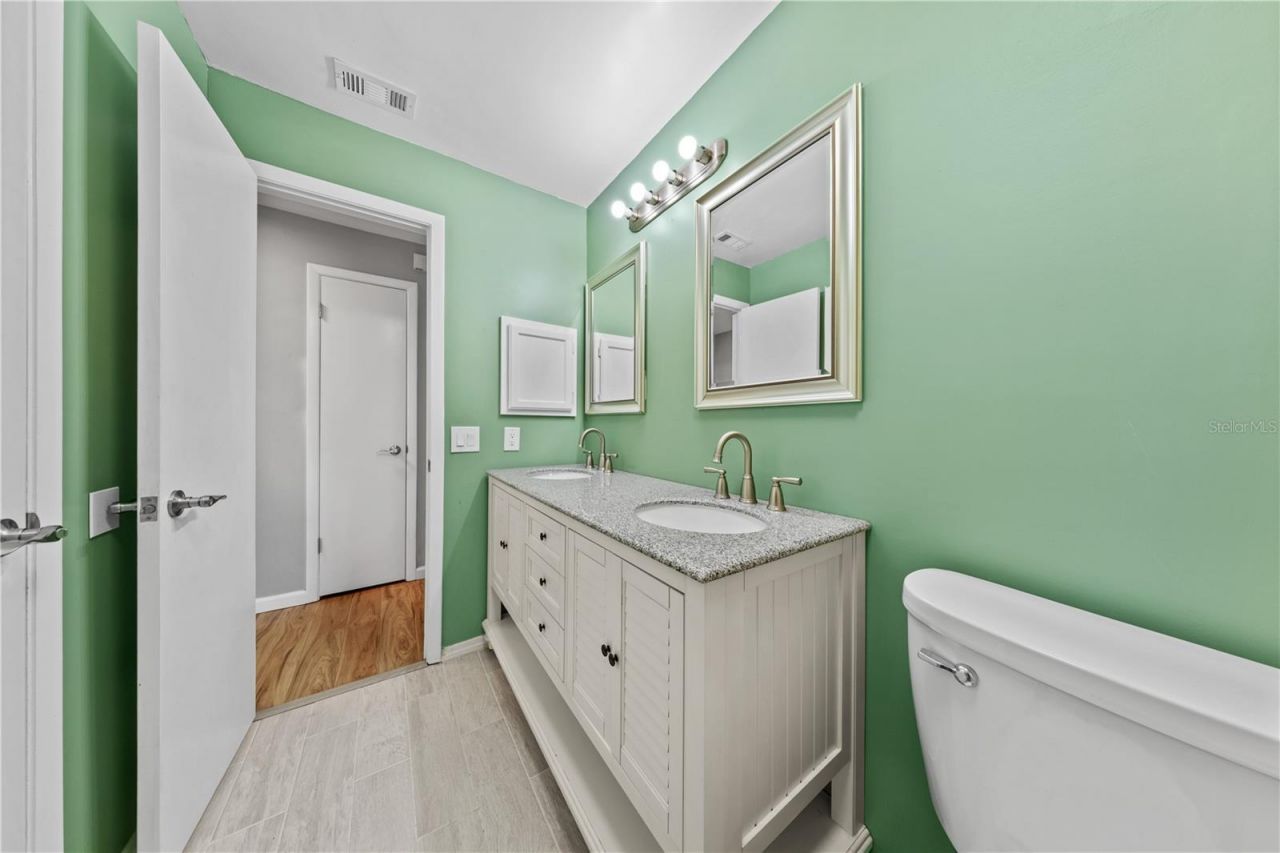 1049 Neely Street, Oviedo, FL 32765 Photo