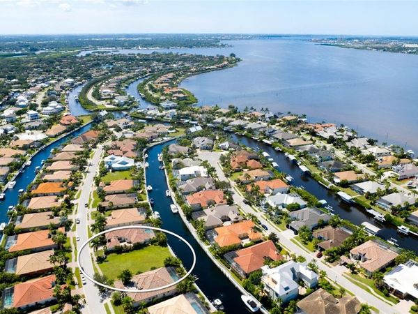 540 MAST DRIVE , BRADENTON, FL 34208