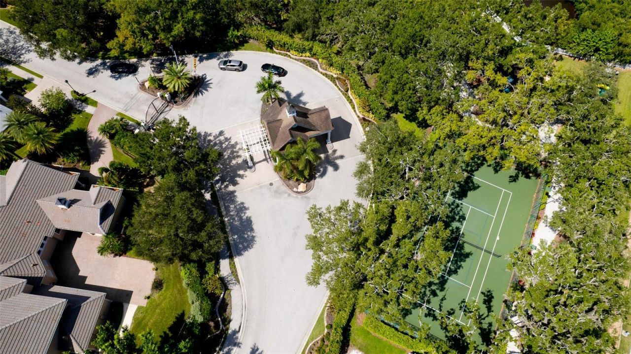540 Mast Drive , Bradenton, FL 34208 Photo