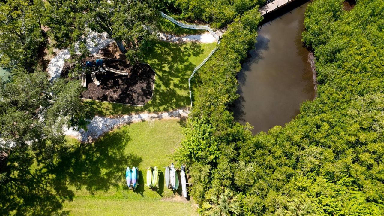 540 Mast Drive , Bradenton, FL 34208 Photo