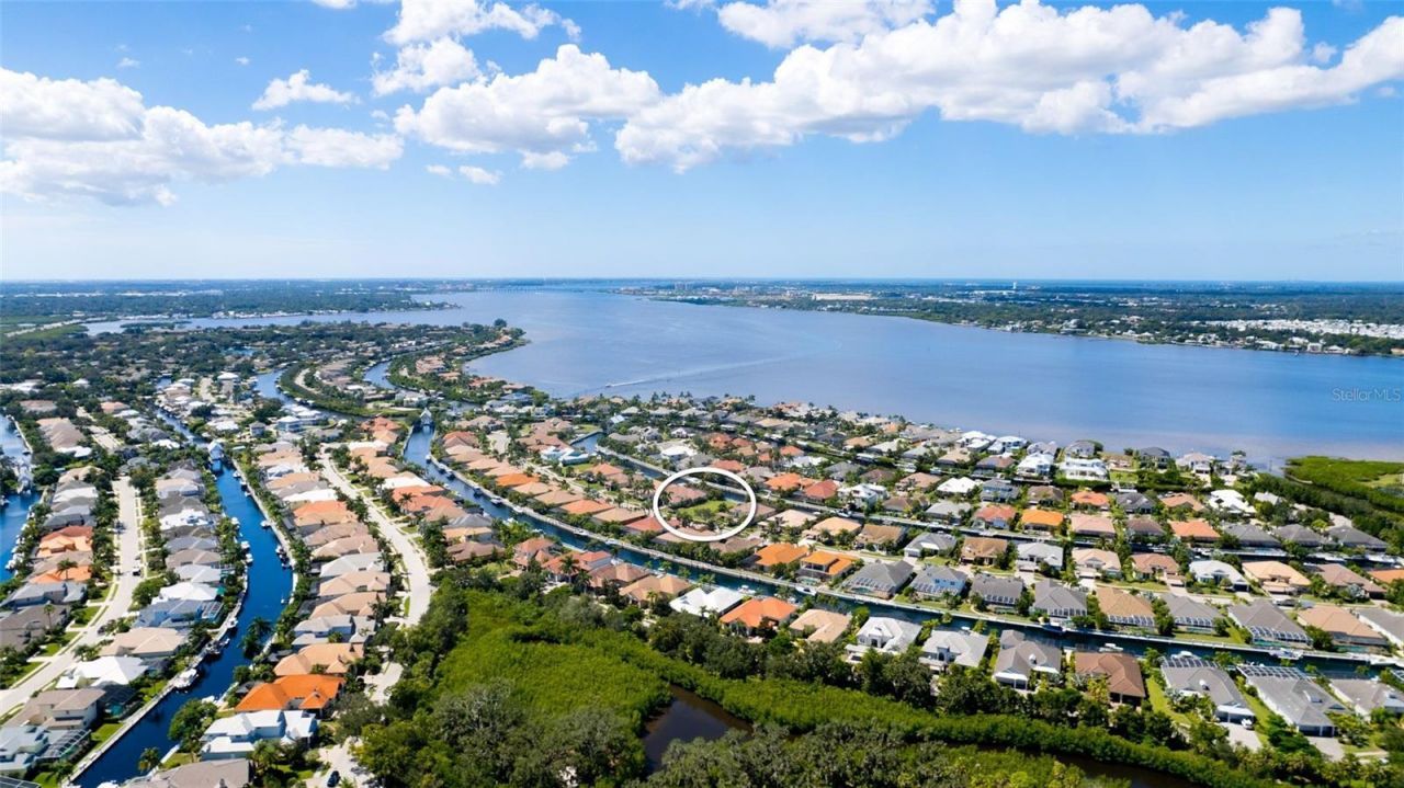 540 Mast Drive , Bradenton, FL 34208 Photo