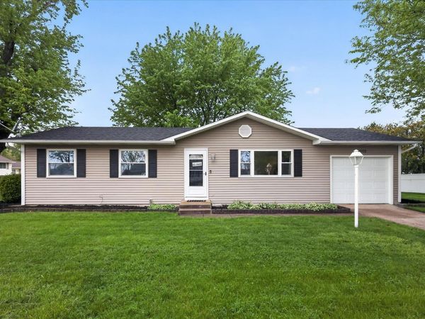 2802 Hampton Road, Mishawaka, IN 46544