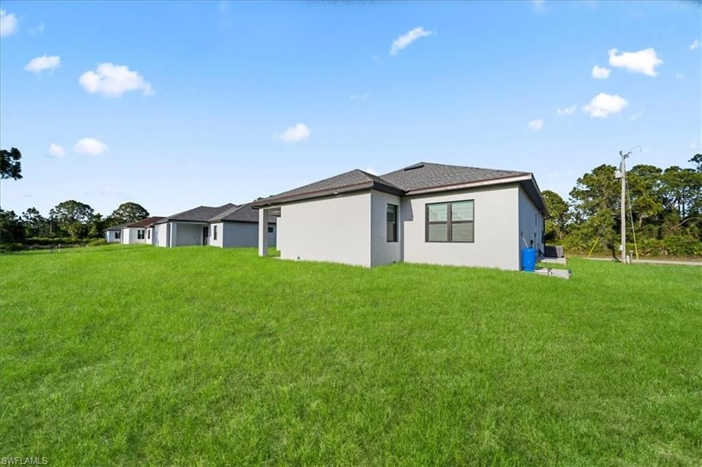 626 Beach Ave S, Lehigh Acres, FL 33974 Photo