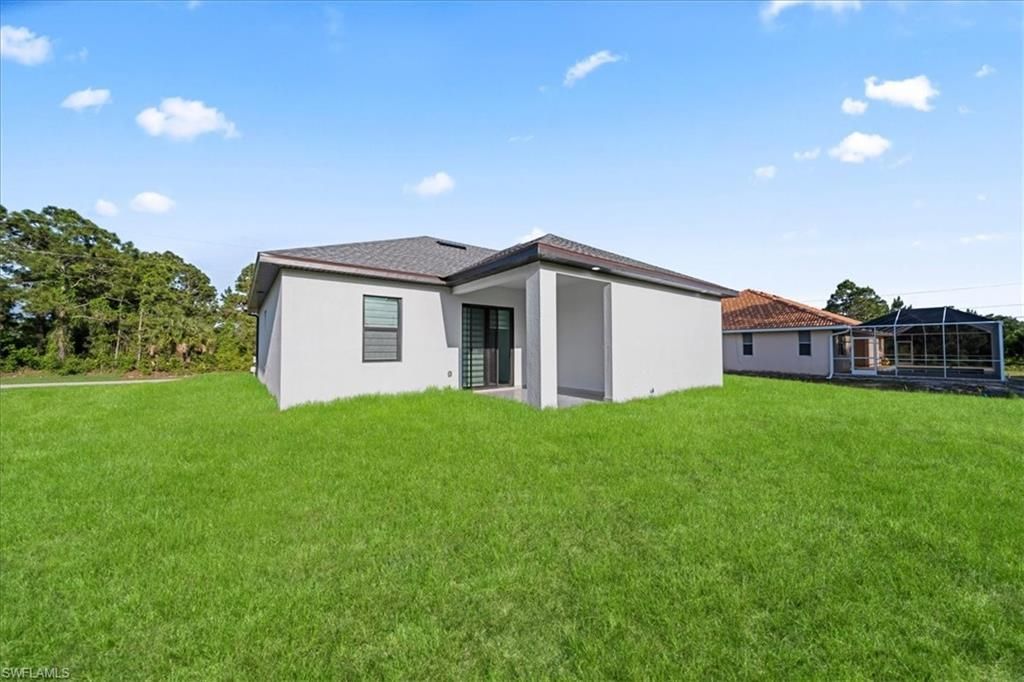 626 Beach Ave S, Lehigh Acres, FL 33974 Photo