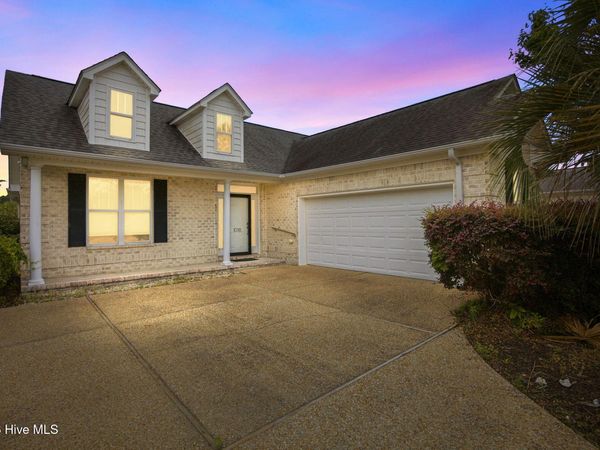 1018 Garden Club Way, Leland, NC 28451