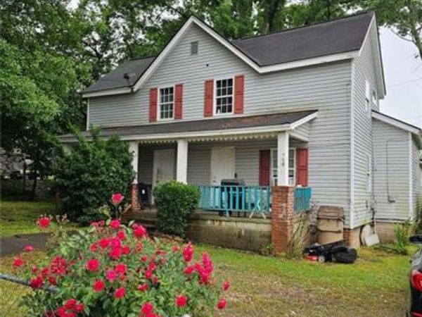 1 Dean Street , Gainesville, GA 30501