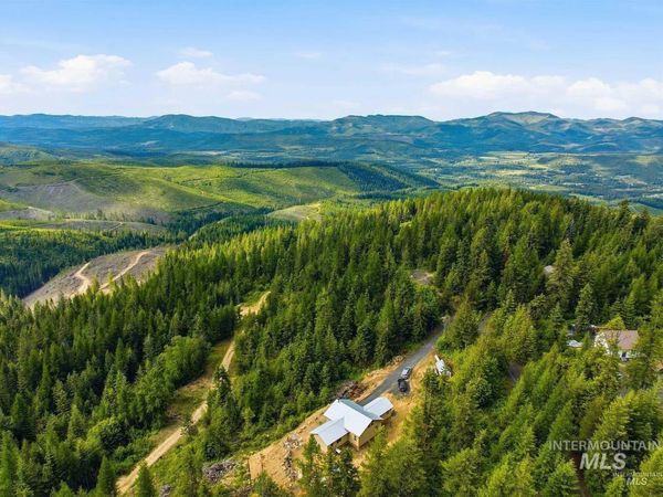 320 Upriver View Dr, Fernwood, ID 83830