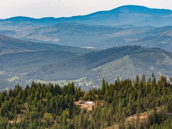 320 Upriver View Dr, Fernwood, ID 83830