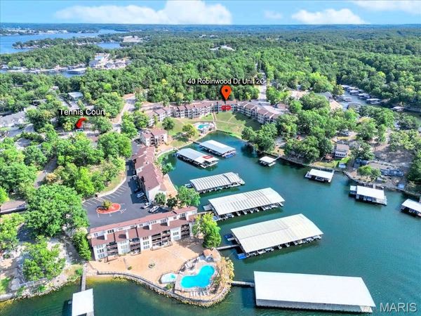 40 Robinwood, Unit 2C, Unincorporated, MO 65049