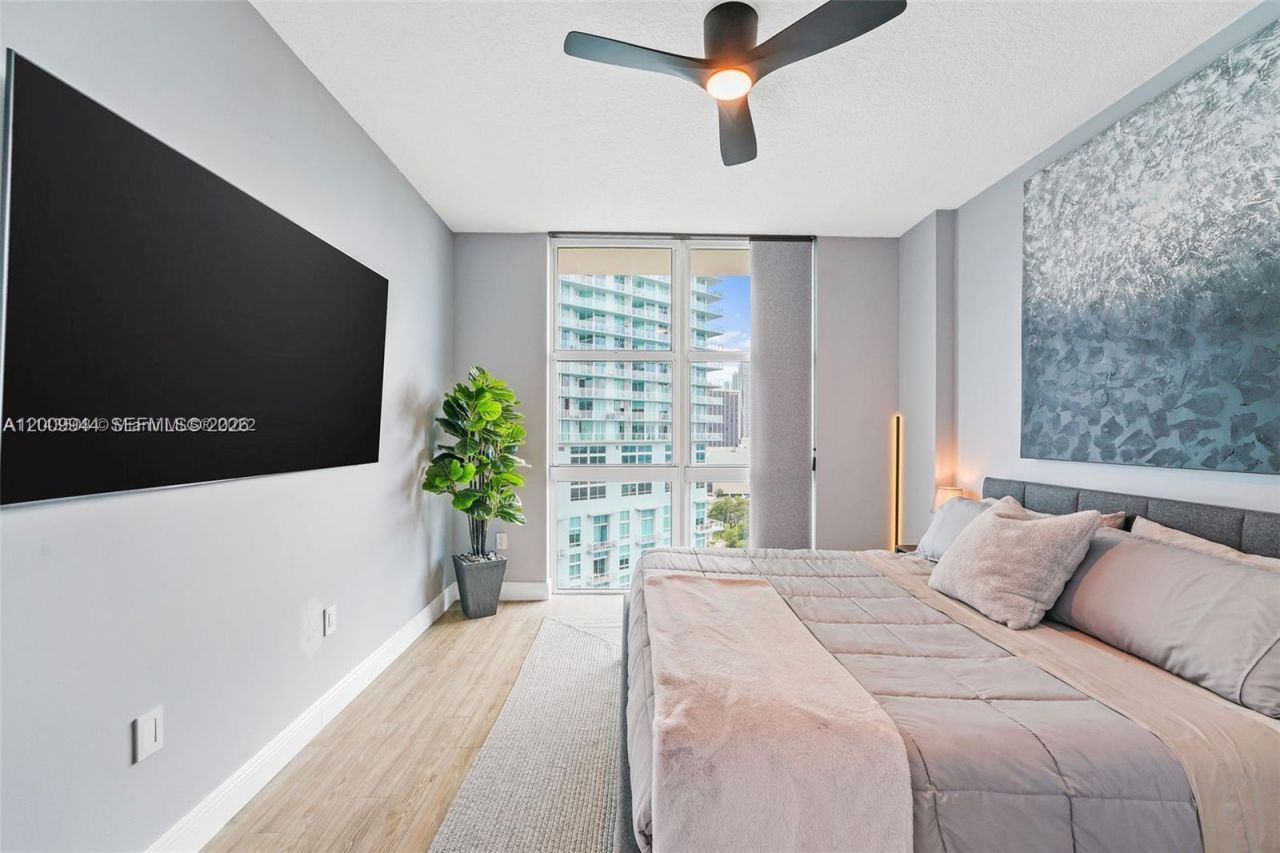 2000 N Bayshore Dr, Unit 1606, Miami, FL 33137 Photo