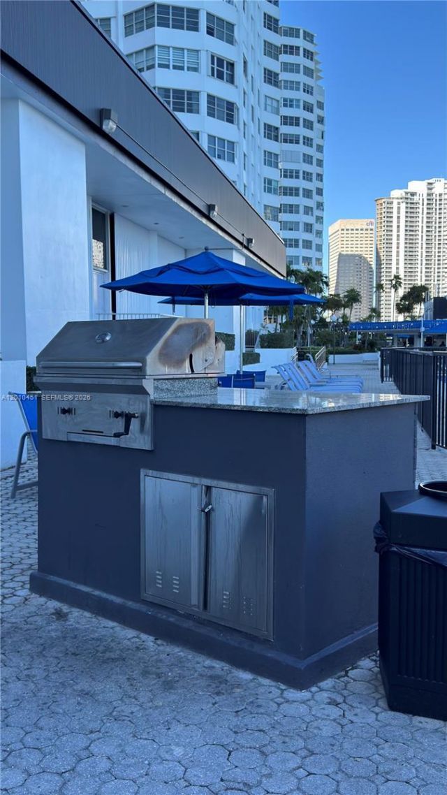 999 Brickell Bay Dr , Unit 805, Miami, FL 33131 Photo