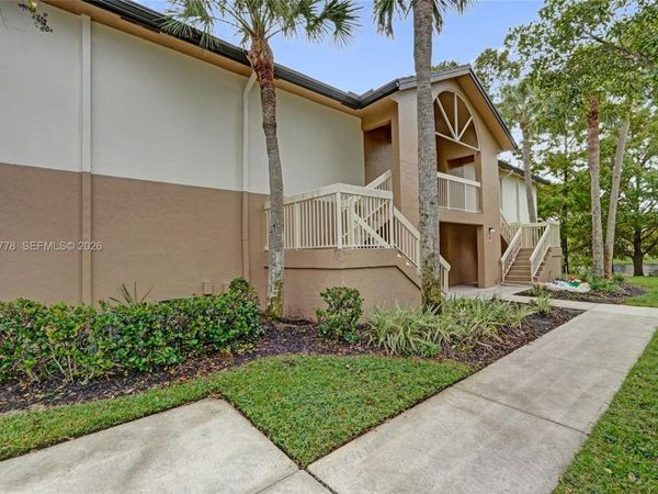 9901 Westview Dr , Unit 325, Coral Springs, FL 33076
