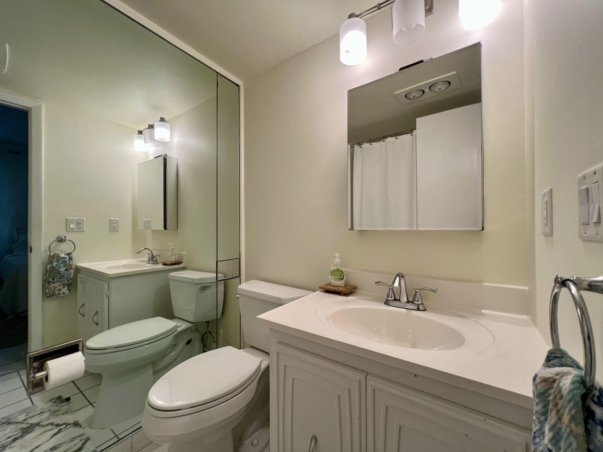4201 S Ocean Boulevard, South Palm Beach, FL 33480 Photo