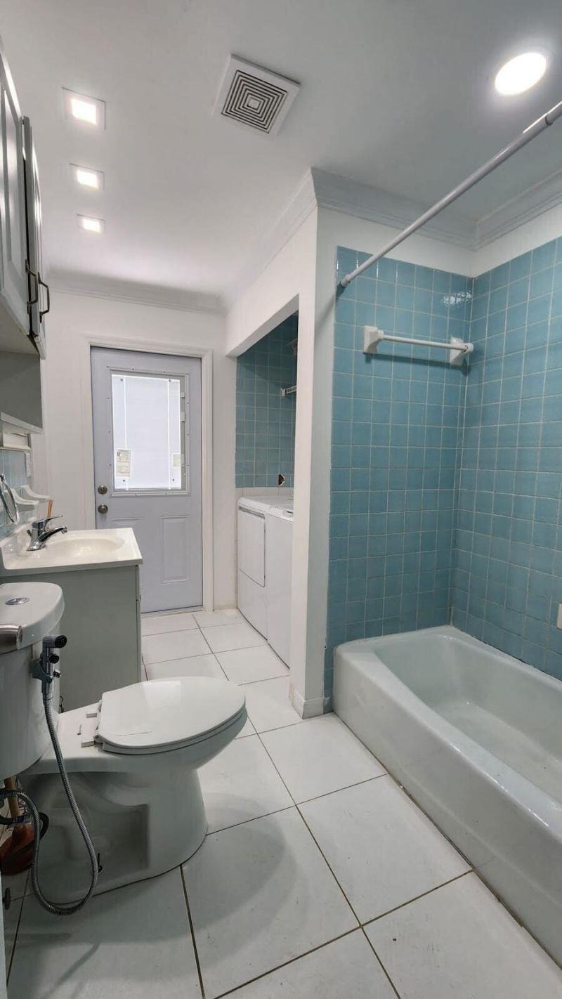 515 N 10th Avenue N, Unit Rear, Lake Worth Beach, FL 33460 Photo