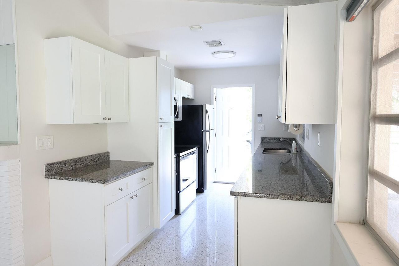 151 Henning Drive, West Palm Beach, FL 33406 Photo