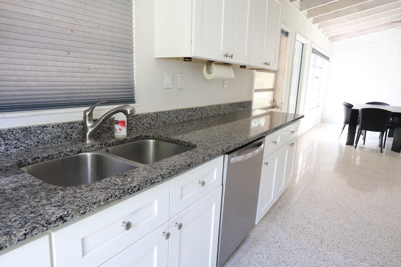 151 Henning Drive, West Palm Beach, FL 33406 Photo