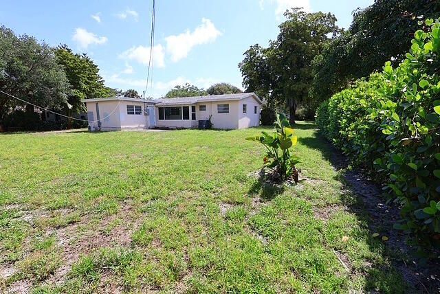 151 Henning Drive, West Palm Beach, FL 33406 Photo