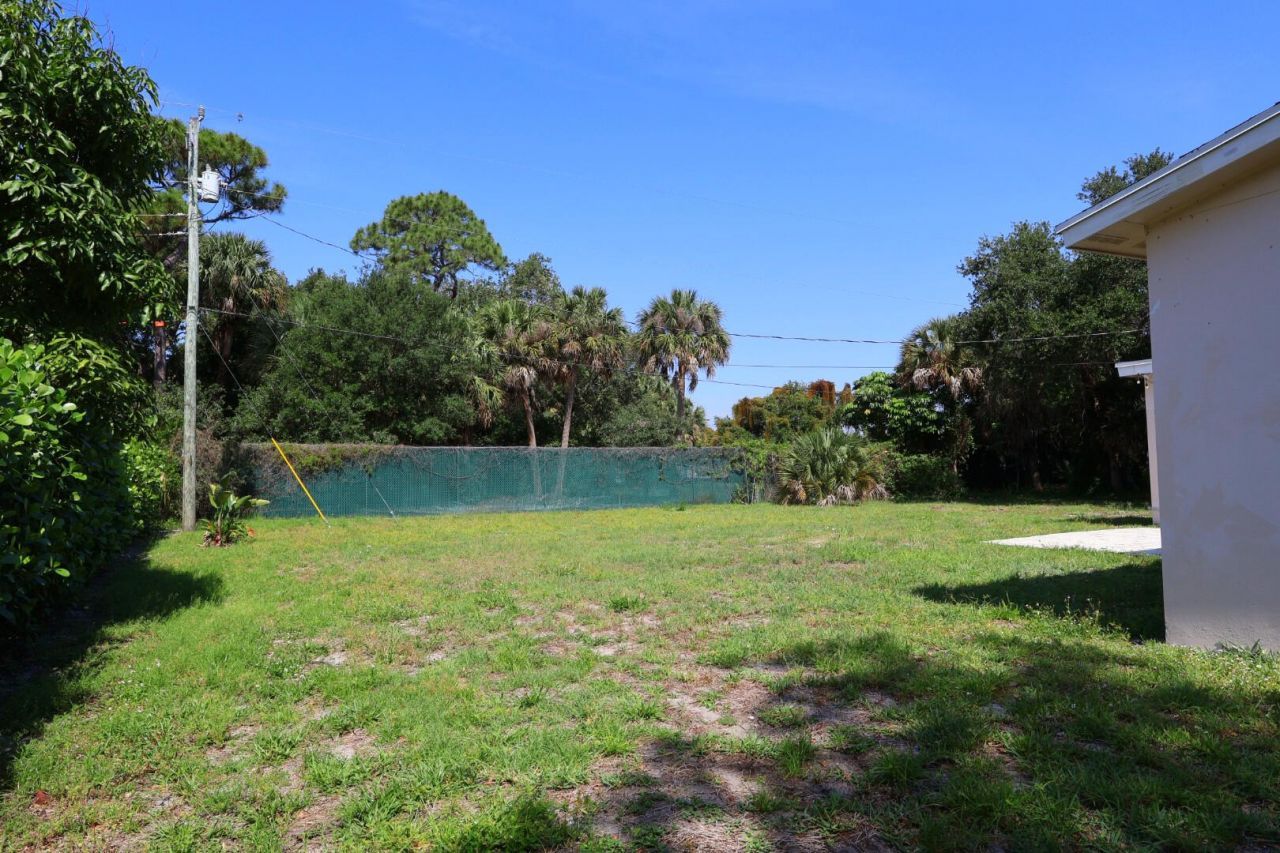 151 Henning Drive, West Palm Beach, FL 33406 Photo