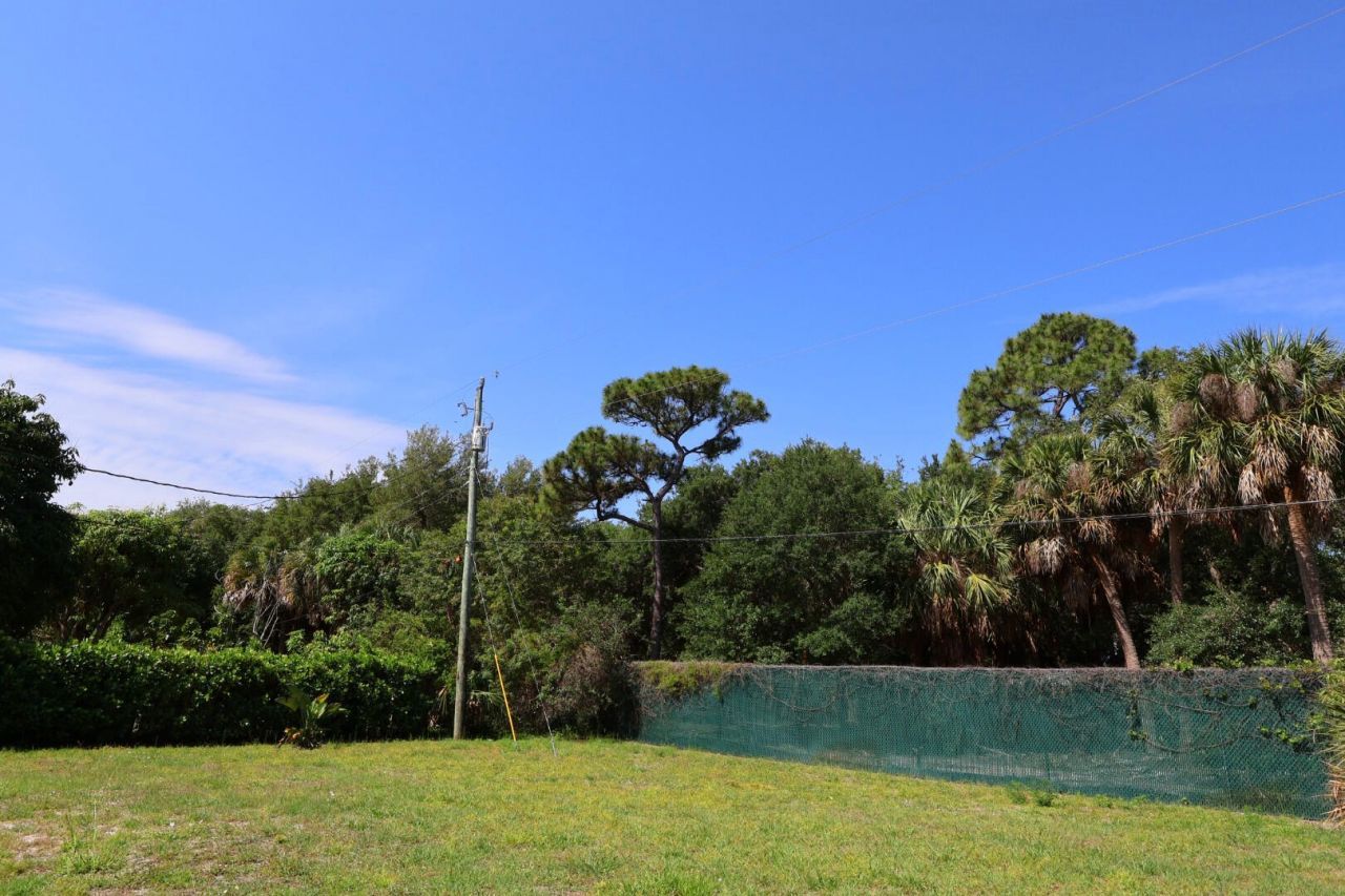 151 Henning Drive, West Palm Beach, FL 33406 Photo