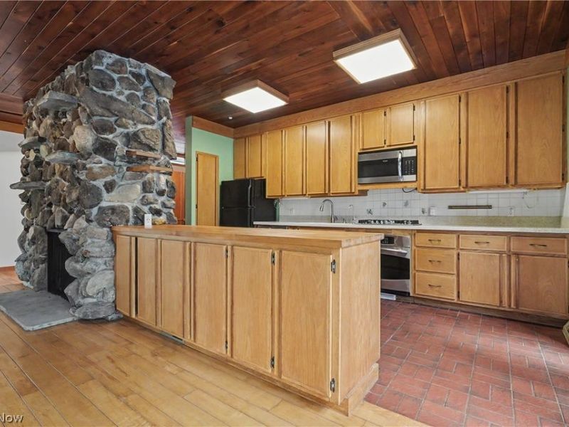 12376 Heath Road, Chesterland, OH 44026 Photo 13