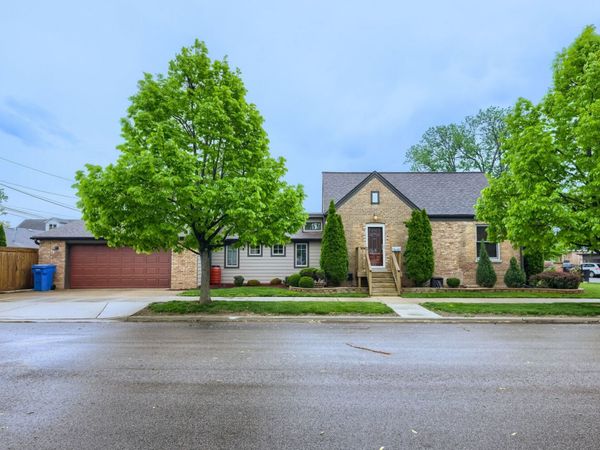 10401 S Trumbull Avenue , Chicago, IL 60655