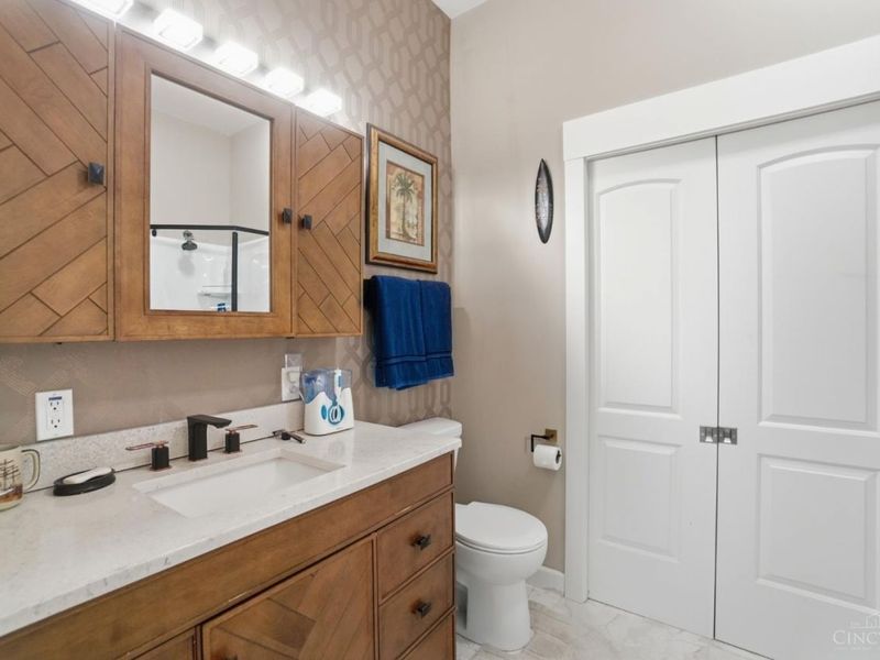 1221 Martin Drive, Cincinnati, OH 45202 Photo 23