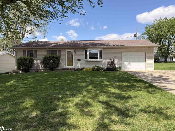 703 E 12Th Street, Carroll, IA 51401