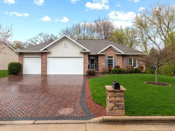 1618 NORTHRIDGE COURT, Menasha, WI 54952