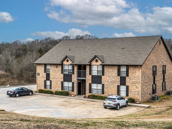 825 S Mississippi Avenue , Ada, OK 74820